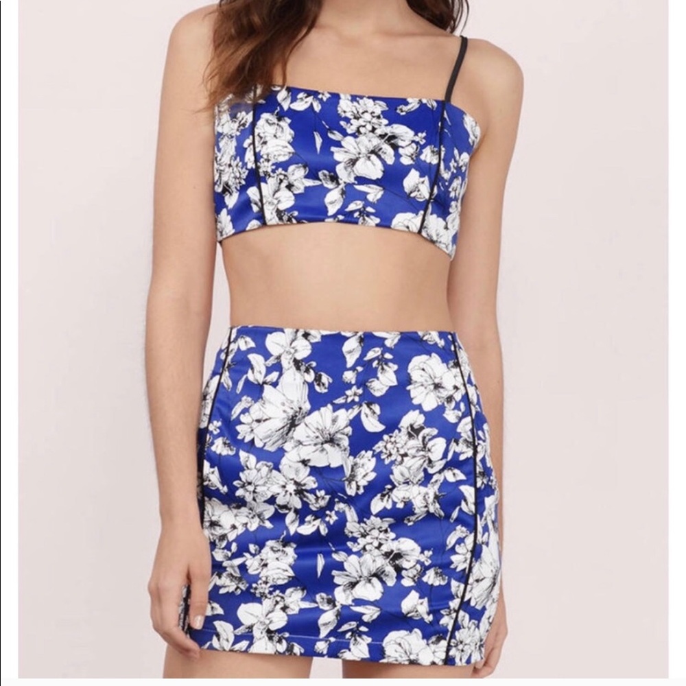 Tobi Blue Two Piece Set Feeling Flowery Medium